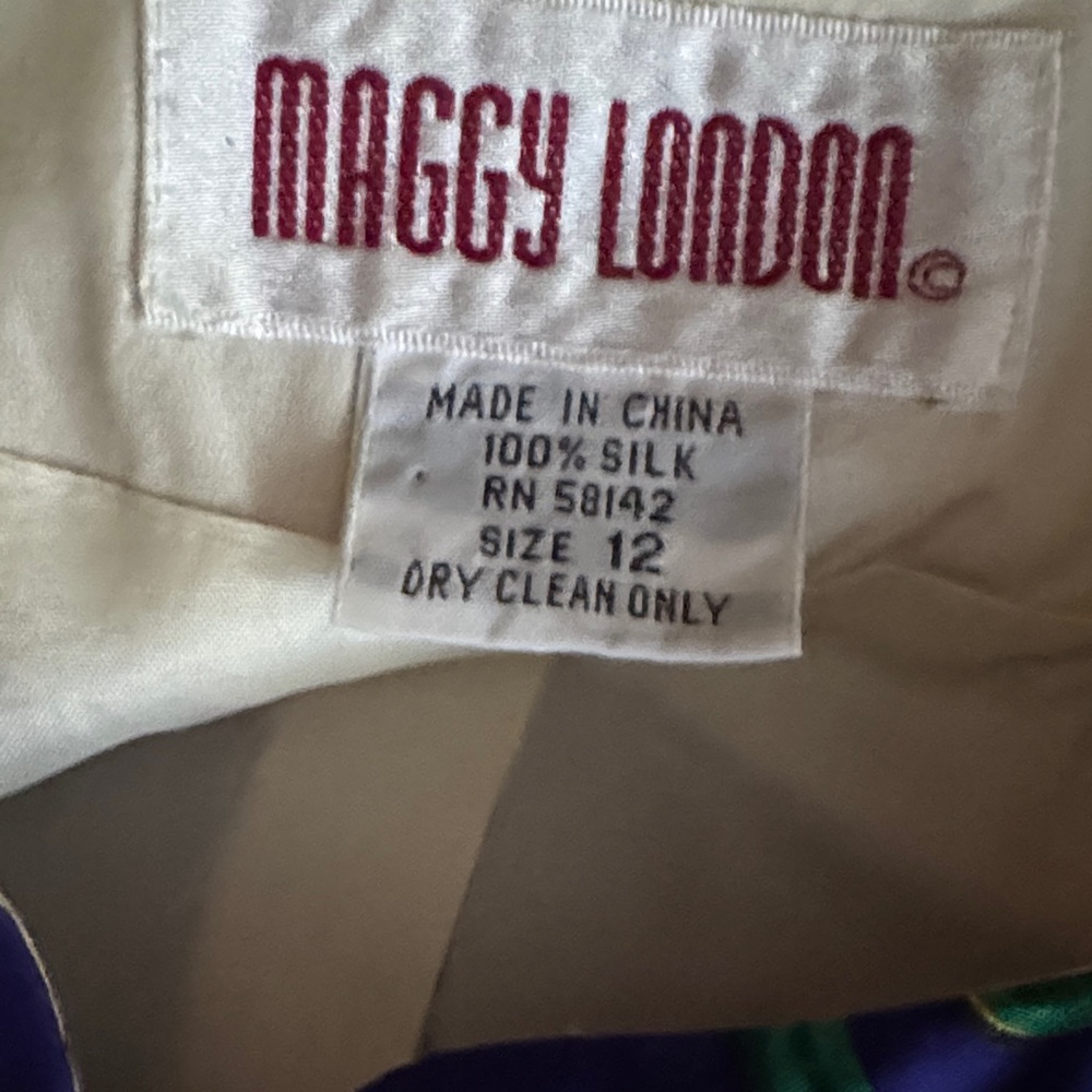 Maggy London Vintage Floral Print Jacket/Top 100% Silk - Picture 8 of 9